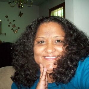 Meet your Posher, Evelyn